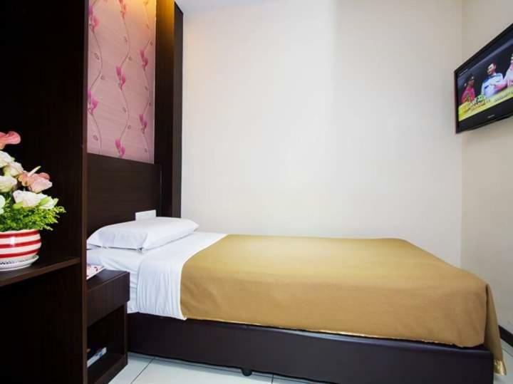 Remember Hotel Bukit Gambir Exterior photo