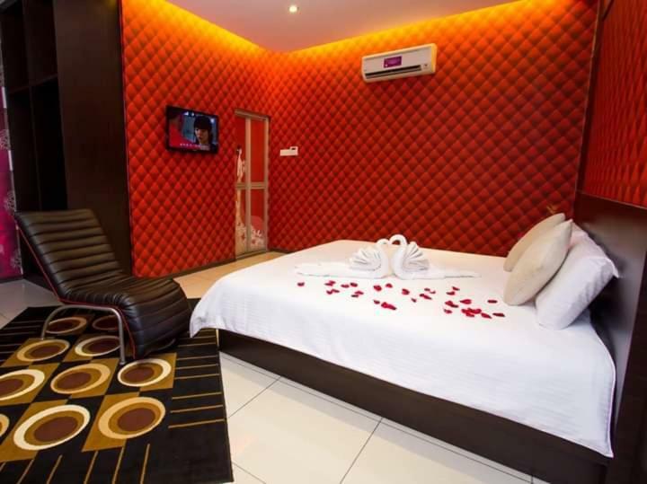 Remember Hotel Bukit Gambir Exterior photo