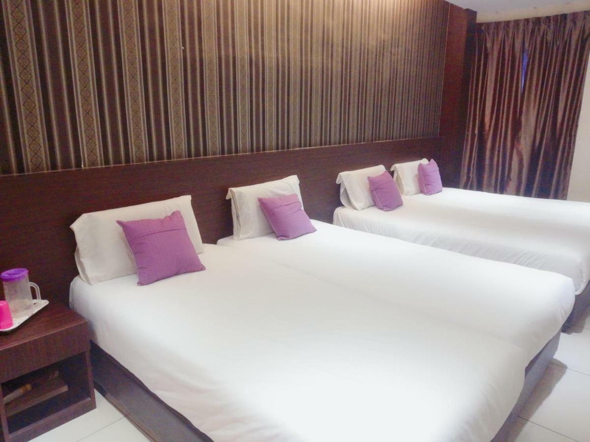 Remember Hotel Bukit Gambir Exterior photo